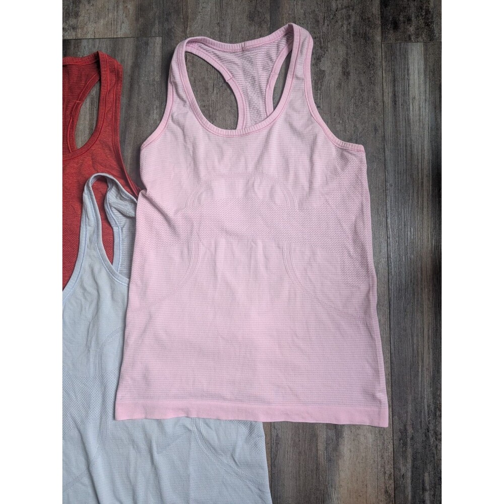 Lululemon Racerback Tank Tops Women’s 6-8 tops Lot of 5 Reseller Bundle Medium - Picture 4 of 11